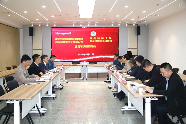 161686901477196262.jpg 0183ECBFF8D620A3C846D26640A_920C01DA_21921.jpg